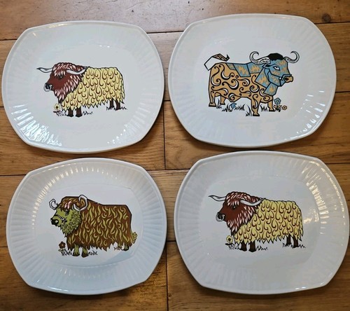 Set quattro piatti vintage